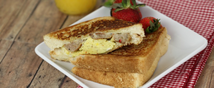 These easy Cowboy Breakfast Sandwiches are an easy breakfast idea
