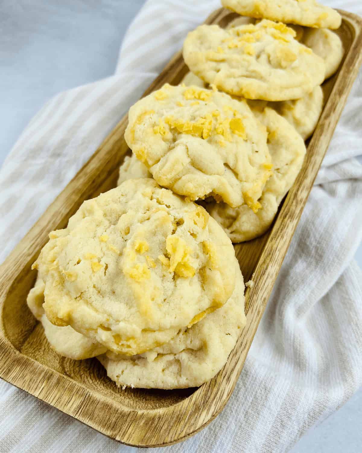 A large platter of the potato chip cookies.