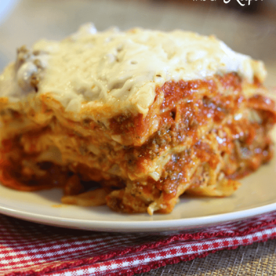 Slow Cooker Lasagna - this is one of my favorite easy crock pot recipes