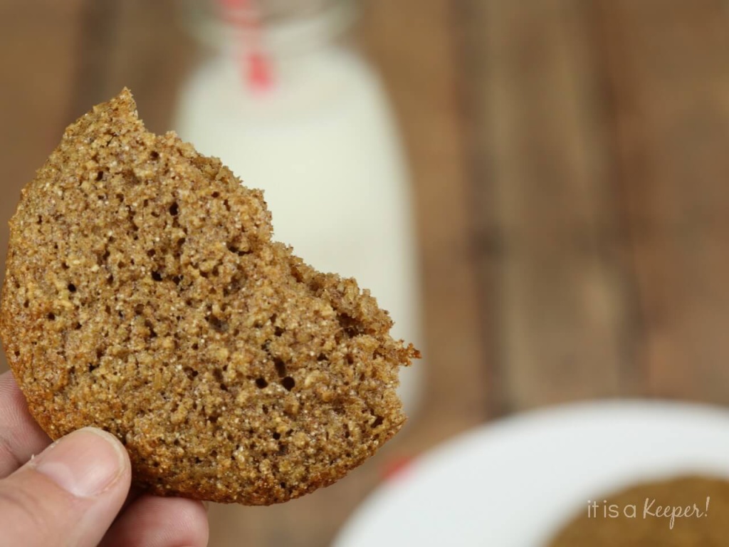 Breakfast Cookies – This healthy cookie recipe is an easy, kid friendly breakfast 