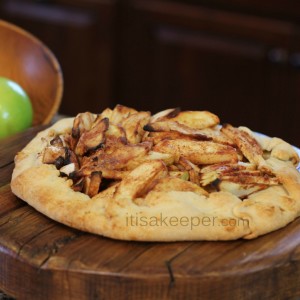 asy Desserts Rustic Apple Tart FEATURED