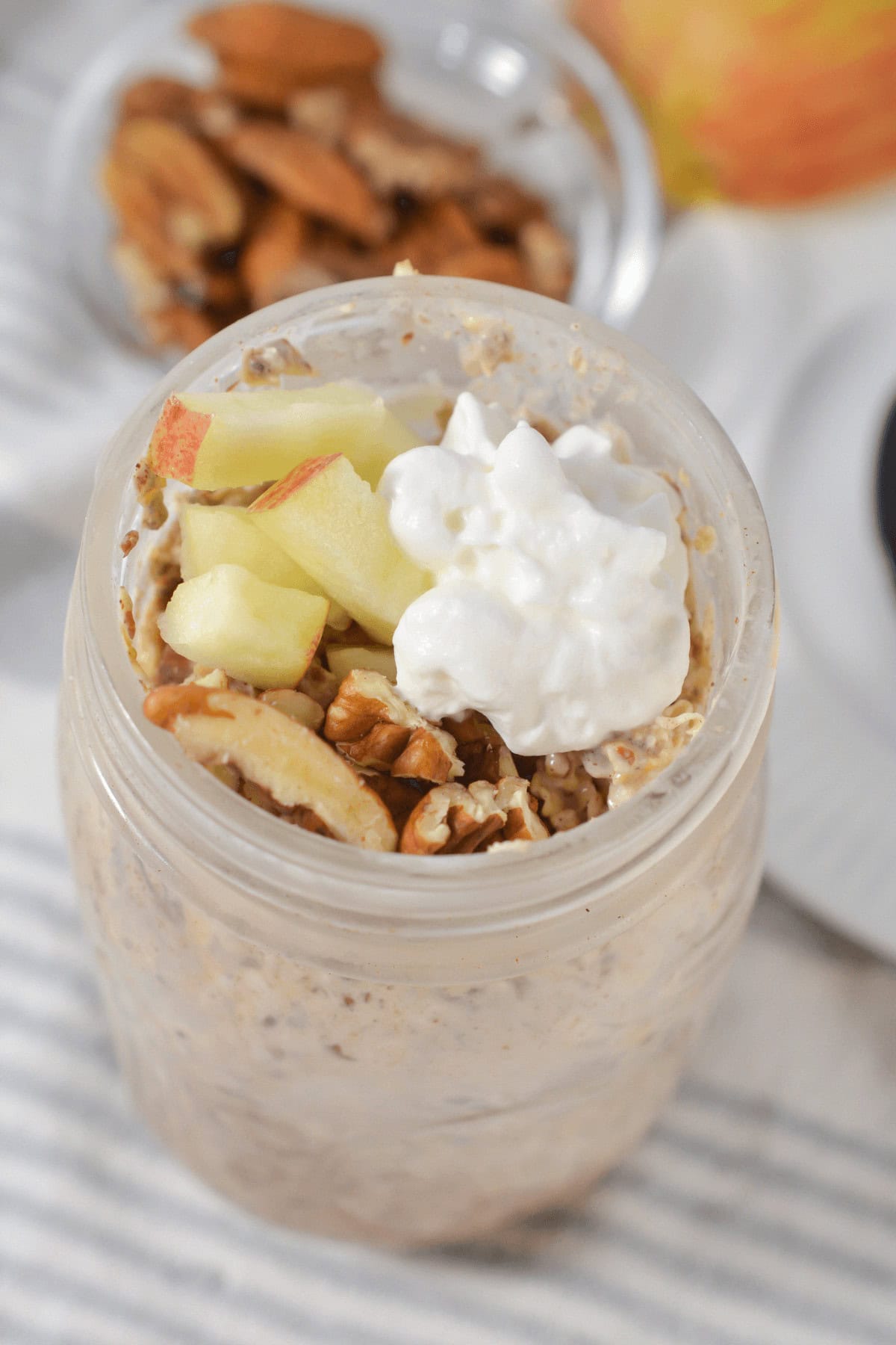 A mason jar of apple pie overnight oats.