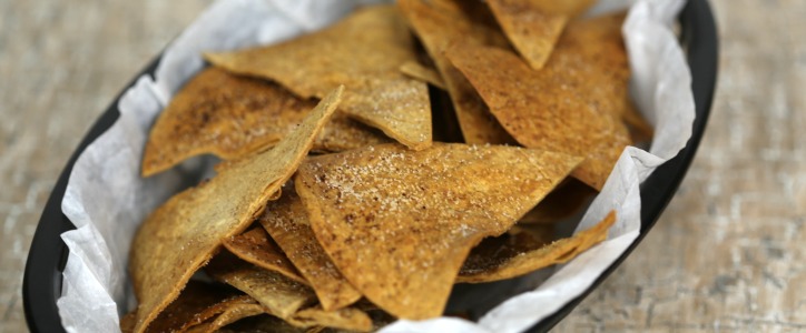 These easy low carb garlic crisps are ready in under 15 minutes