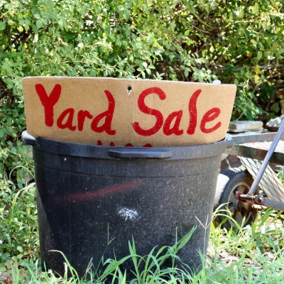 Tips and secrets for holding a great yard or garage sale