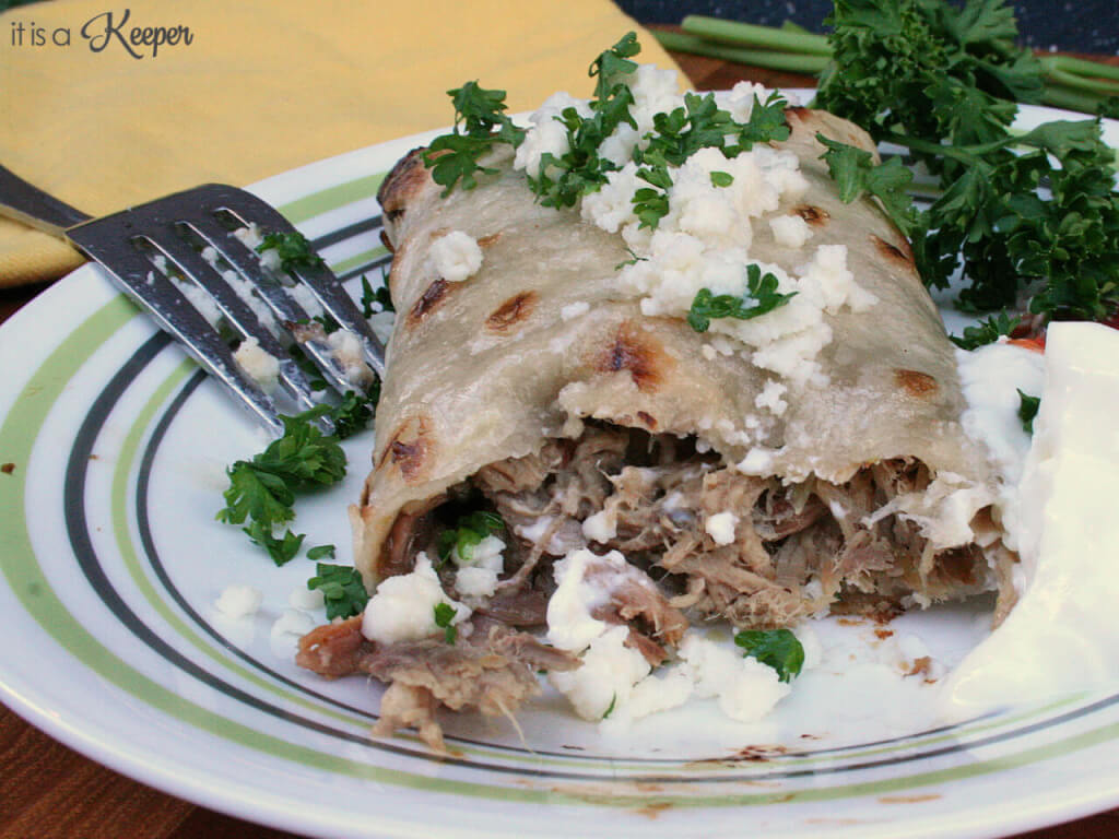 Baked Chimichangas-this easy Mexican recipe will have your family begging for more