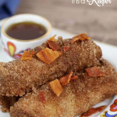 Maple Bacon French Toast Rolls - these decadent treats make a great breakfast or dessert recipe