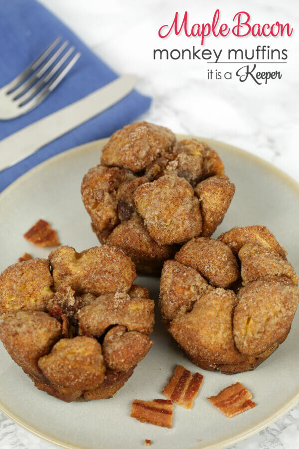 Maple Bacon Monkey Muffins - these easy muffins are a fun twist on monkey bread 