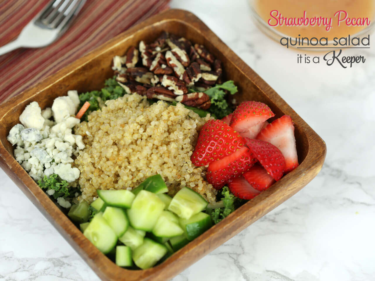 Strawberry Pecan Quinoa Salad - I'm addicted to this scrumptious and health salad 