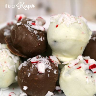 Peppermint Oreo Truffles - These are minty twist on an easy cookie recipe