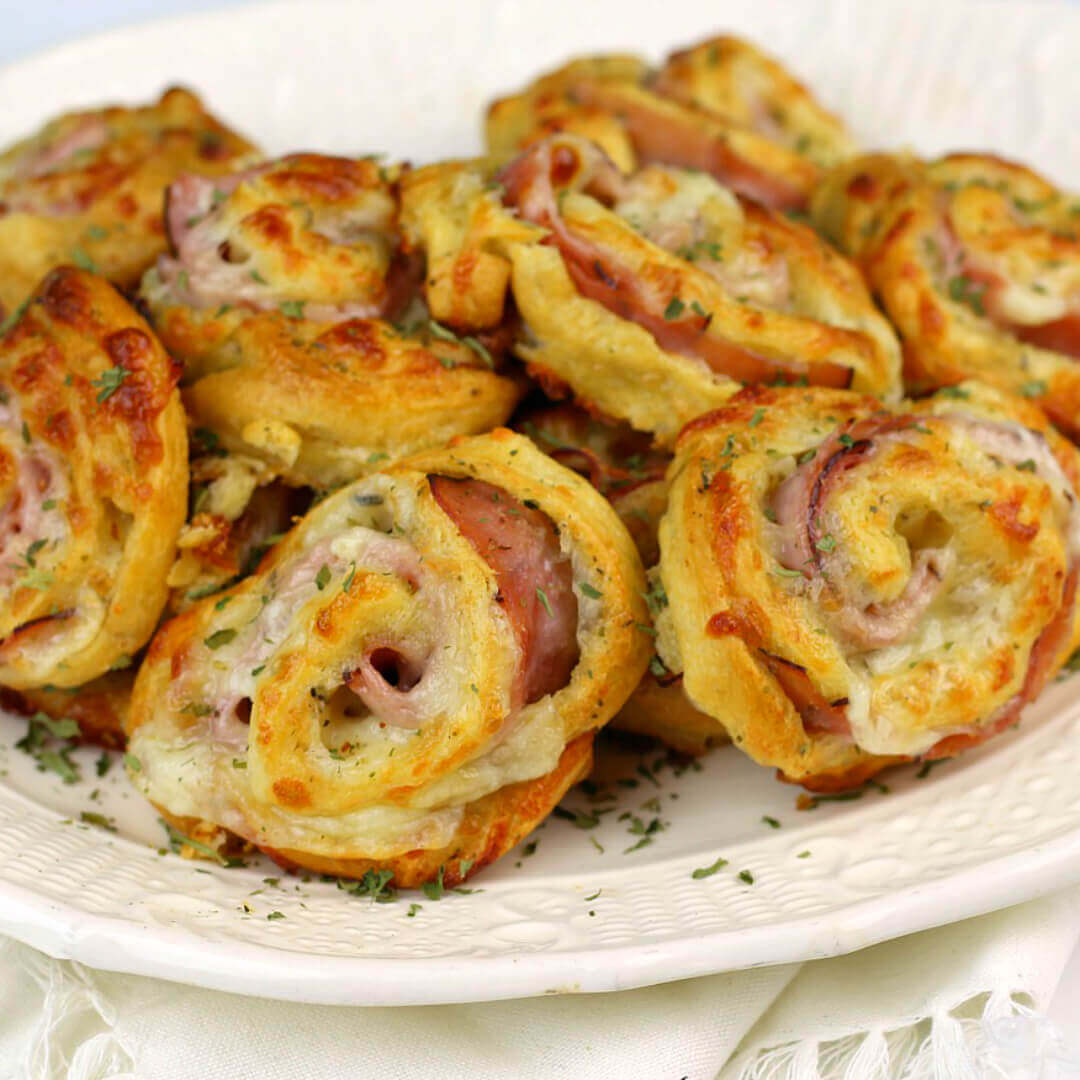 Italian Ham and Cheese Pinwheels - this easy recipe is perfect for a party or an easy meal