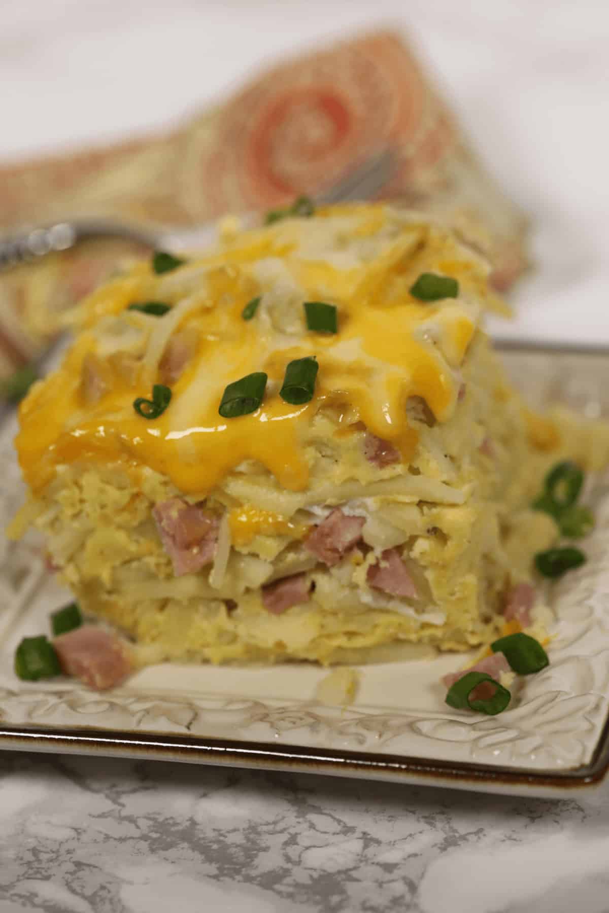A side view of the easy crock pot breakfast casserole.