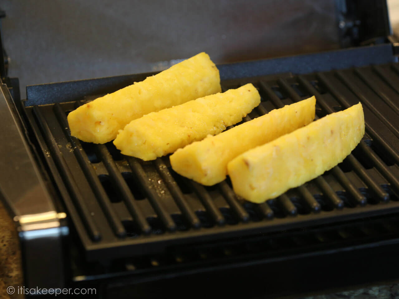 Brazilian Grilled Pineapple - this is one of my favorite grilled pineapple recipes. It’s so flavorful and easy to make.