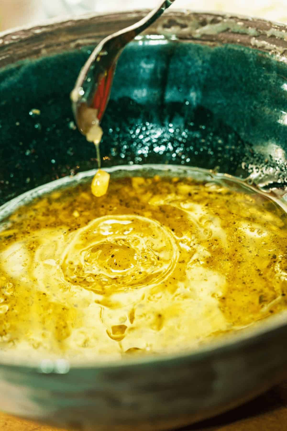 The finished chicken drumsticks.