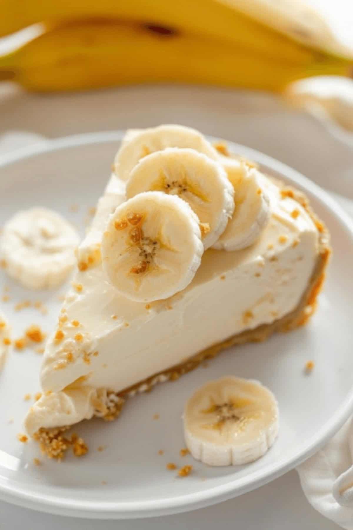 A slice of no bake banana cheesecake.