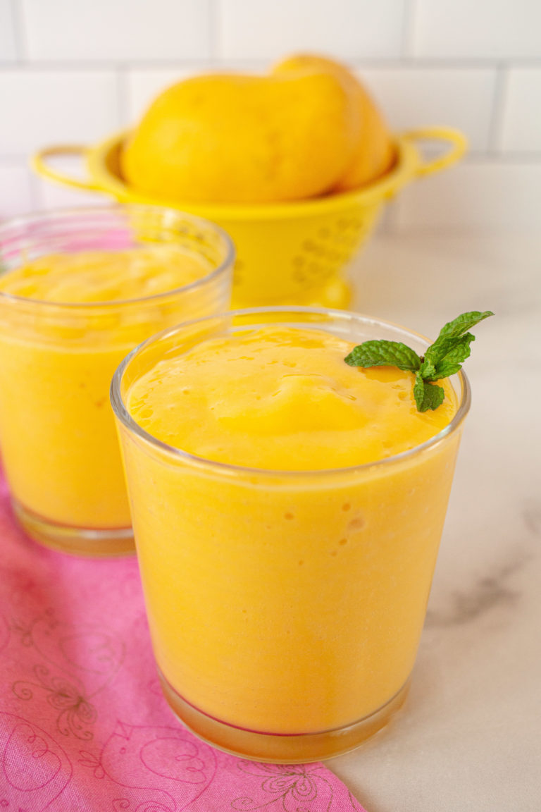 Mango Smoothie -Cool and Refreshing | It is a Keeper