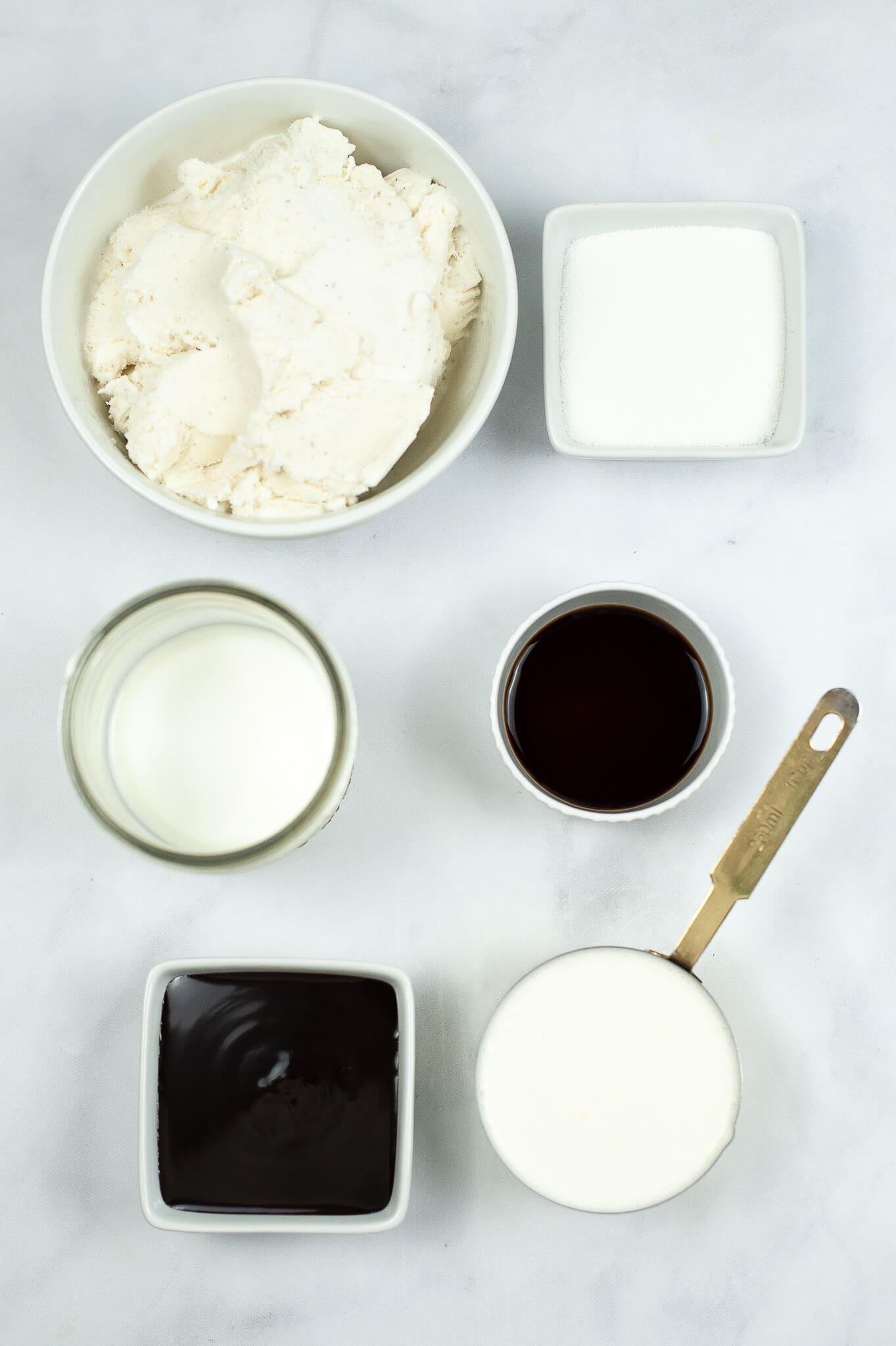 Ingredients of ice cream, milk and chocolate.