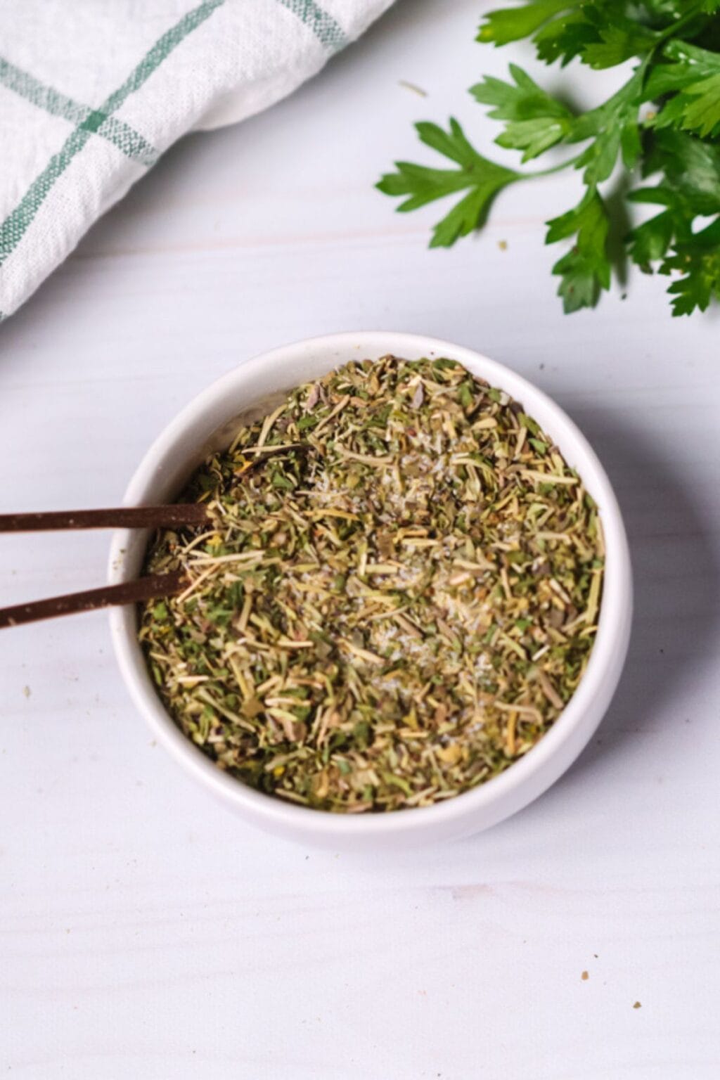 A close up on the garlic and herb seasoning mix.