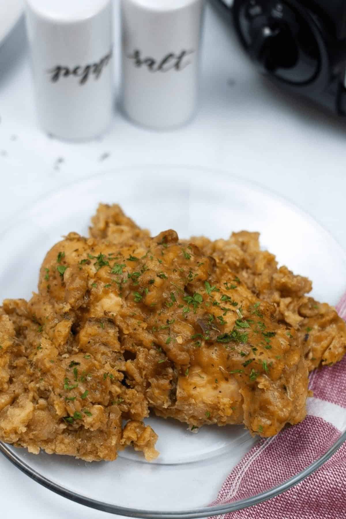 A clear dish of the finished dinner.