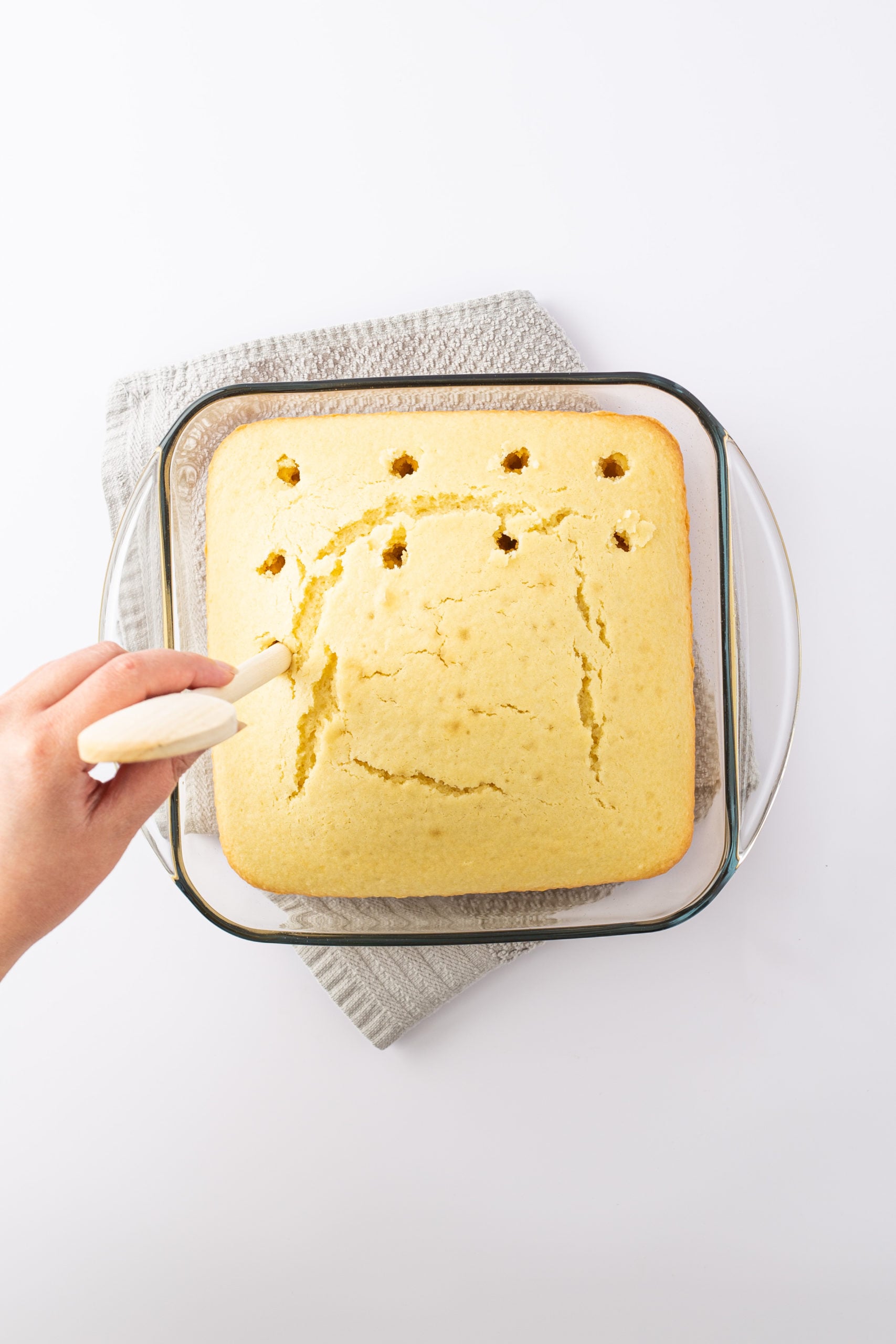 Chocolate Butterfinger Poke Cake-10