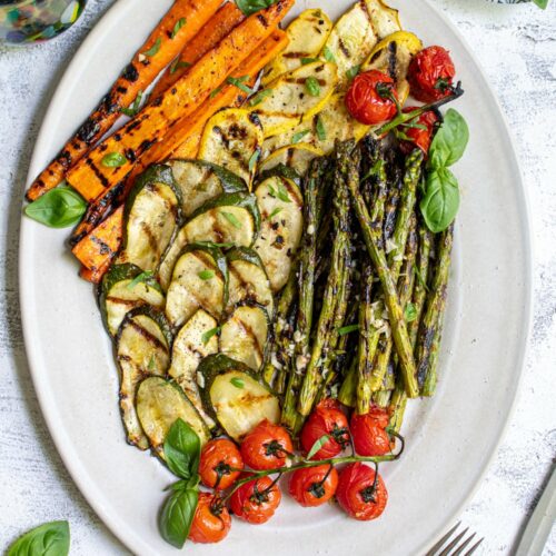 A plate of colorful vegetables