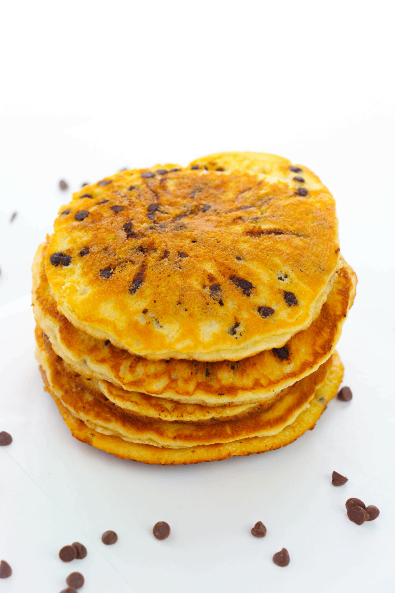 Chocolate chips surrounding the breakfast.