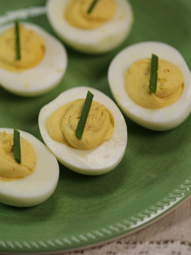 DEVILED EGGS WITHOUT MUSTARD