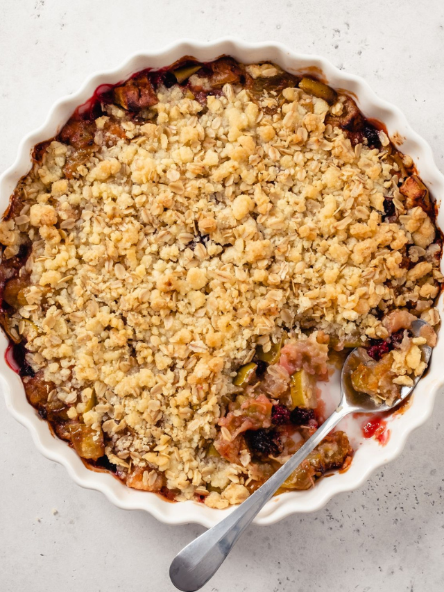BLUEBERRY AND APPLE CRUMBLE