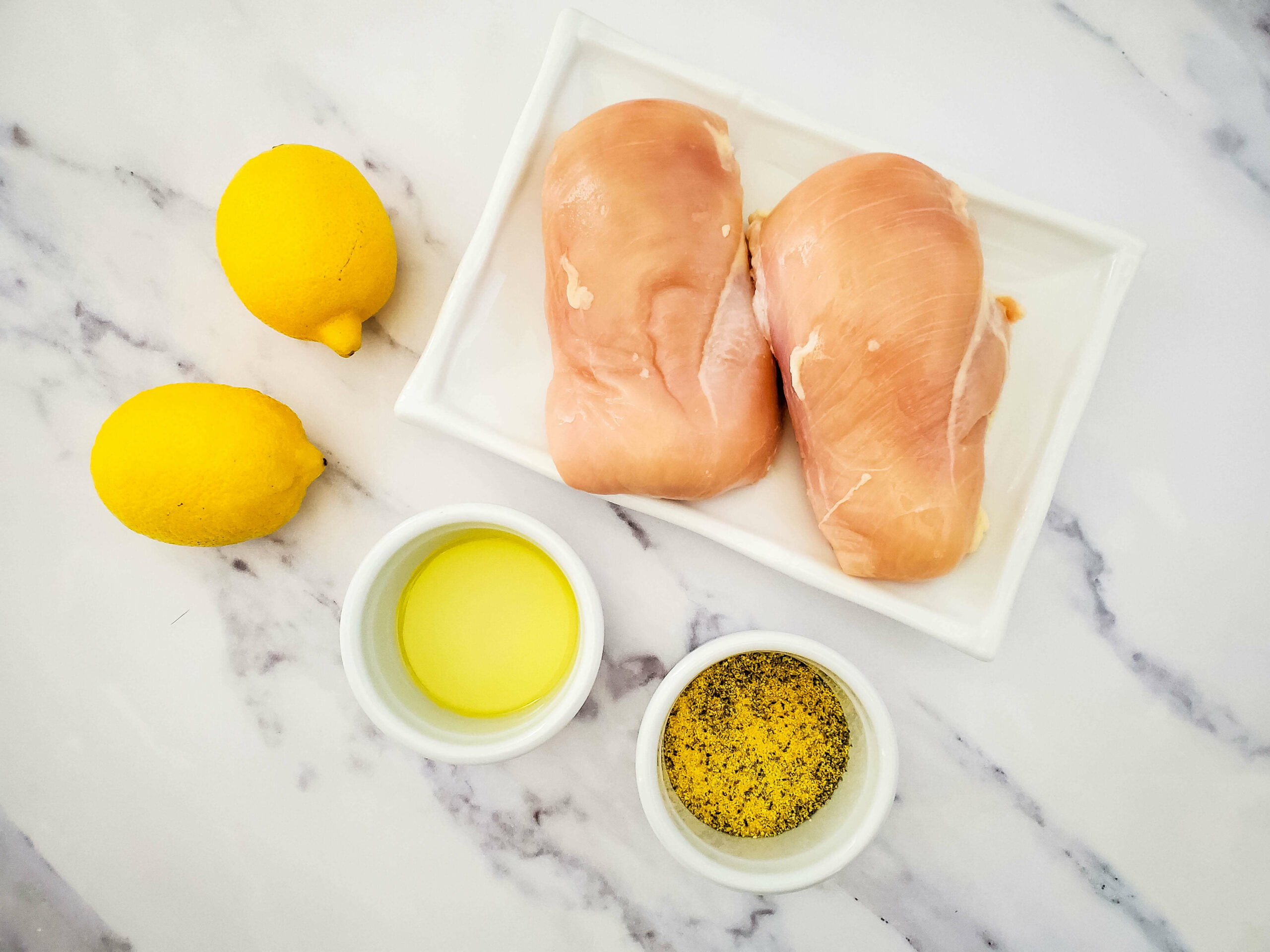 Chicken, oil, seasonings and lemon.