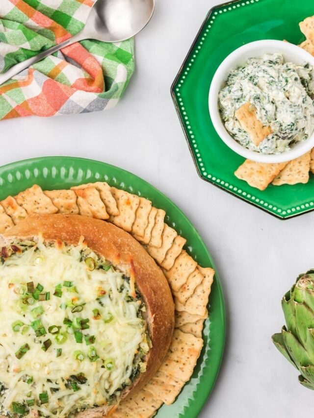 SPINACH ARTICHOKE BAKED DIP