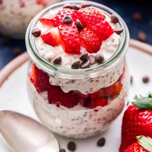 Strawberries and Chocolate Chip Oats