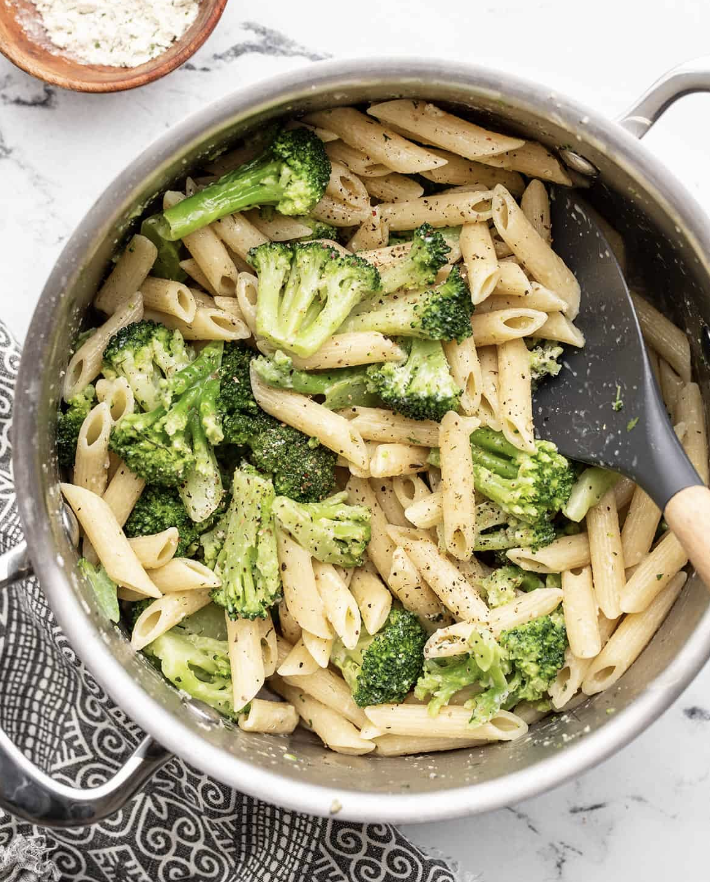 Creamy and delicious broccoli ranch pasta