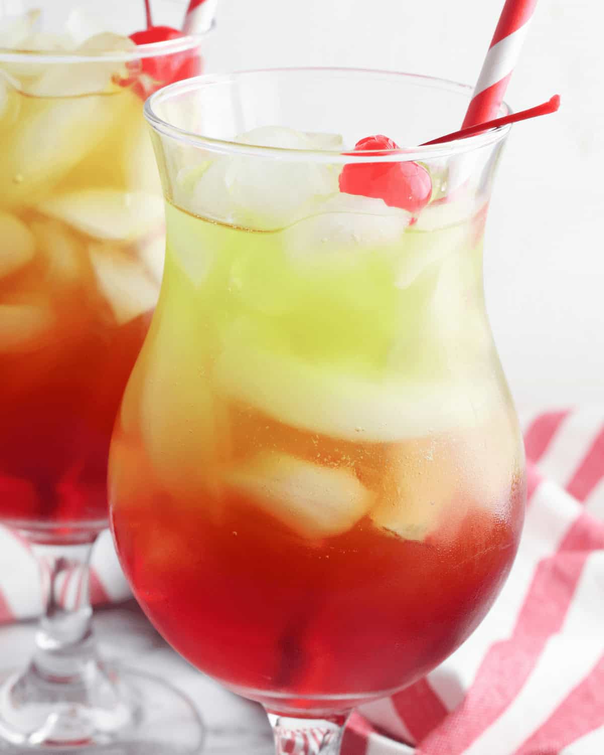 Two glasses of the non alcoholic christmas punch.