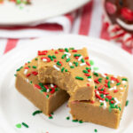 A side view of the gingerbread fudge.