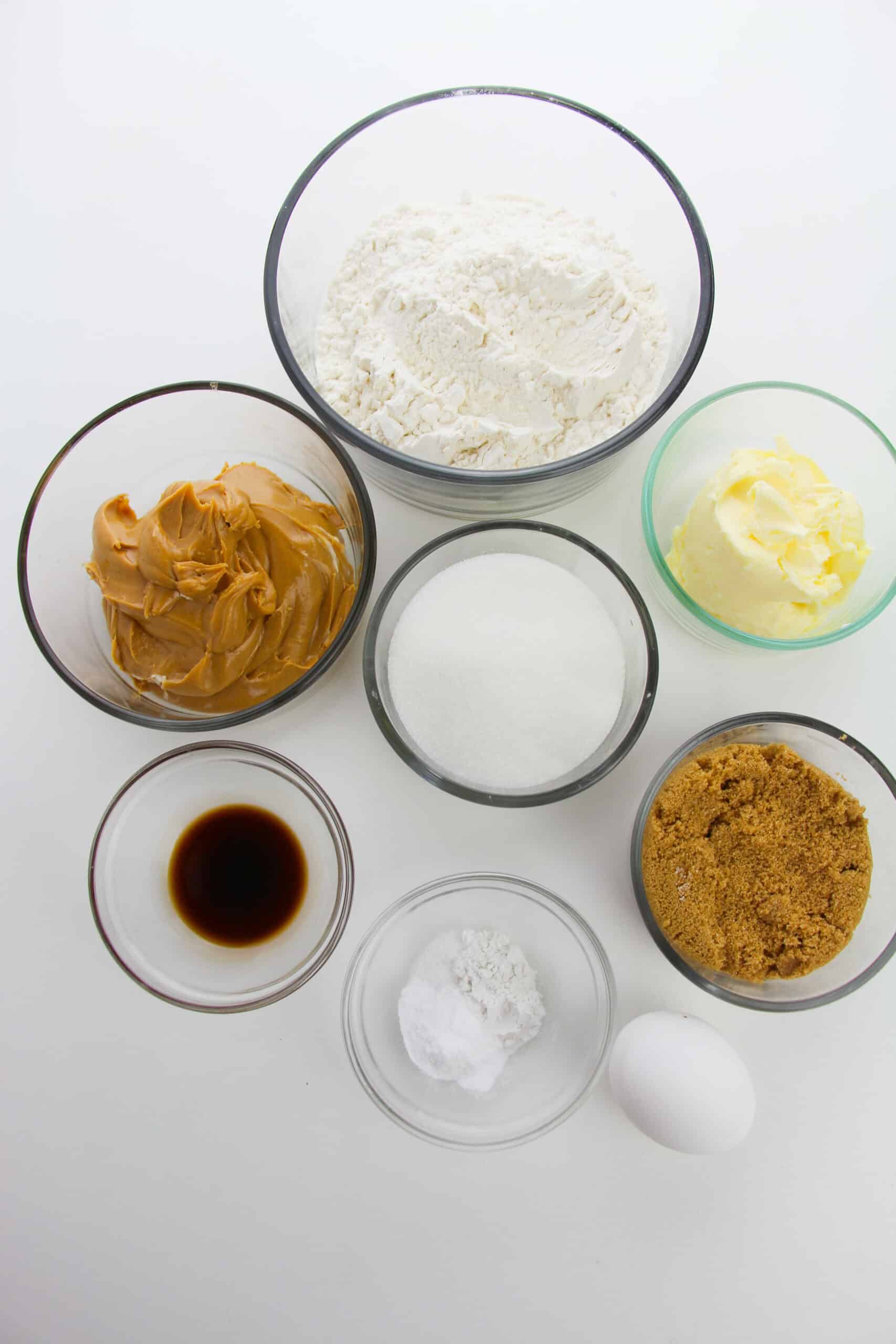 Cookie ingredients of flour, peanut butter and sugar.