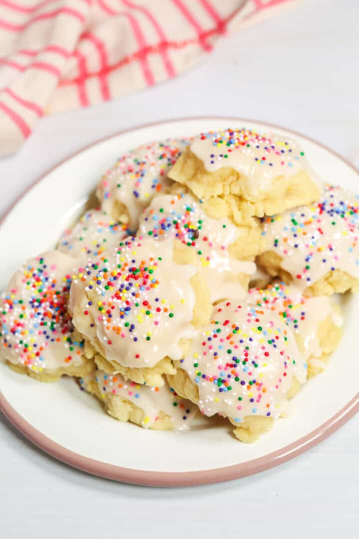 A dish of Lemon Ricotta Cookies