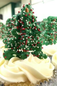 Christmas Tree Cupcakes.