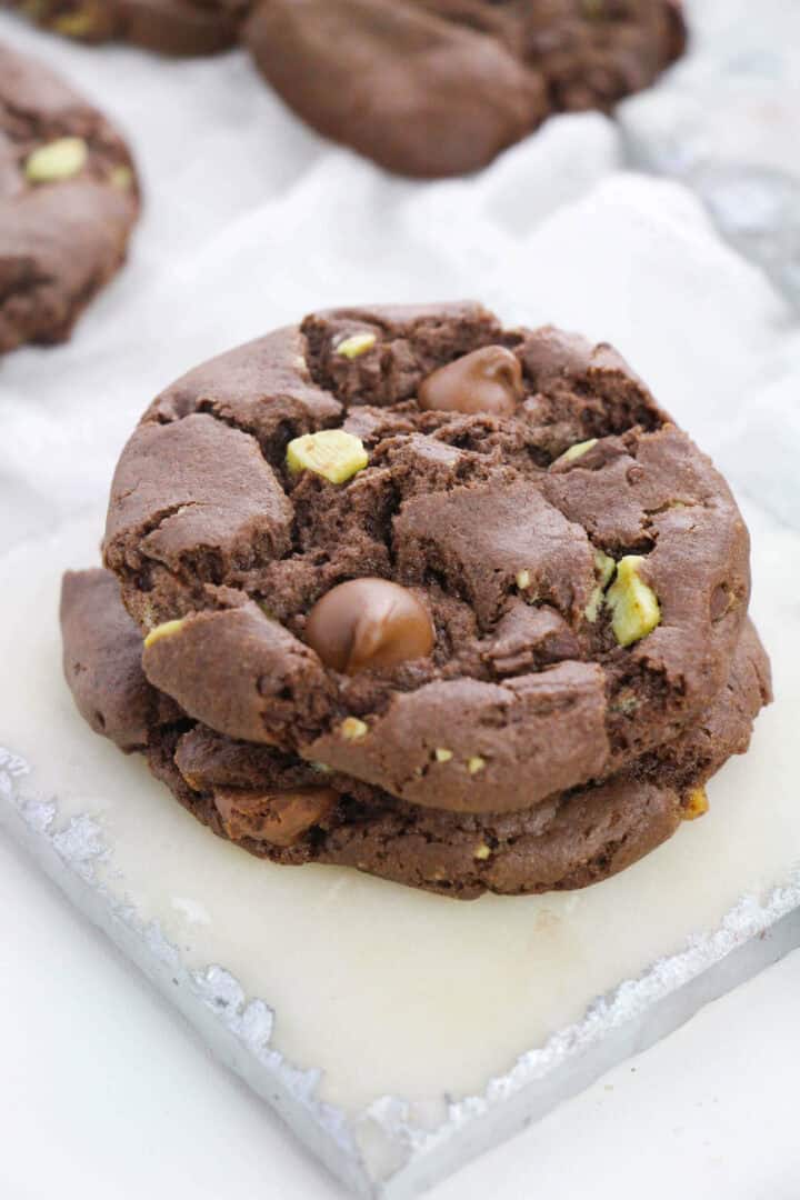 Mint Chocolate Chip Cookies