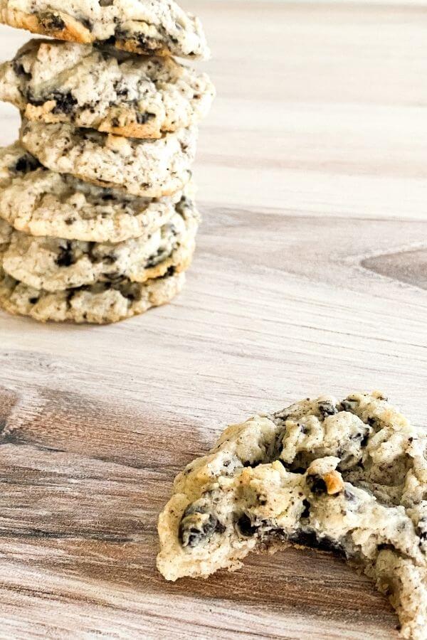 A stack of the oreo cookies.