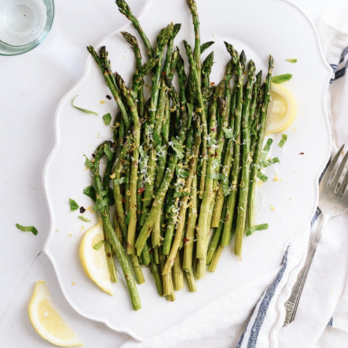 Healthy and flavorful roasted asparagus