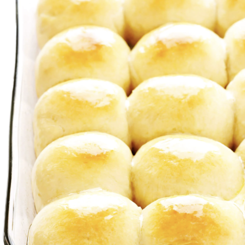 Simple and delicious dinner rolls