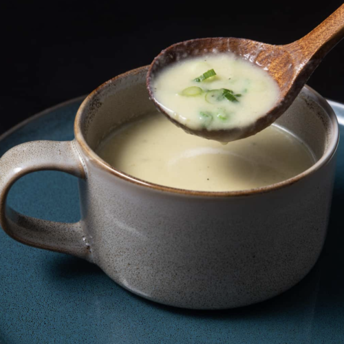 Delicious and creamy instant pot potato leek soup