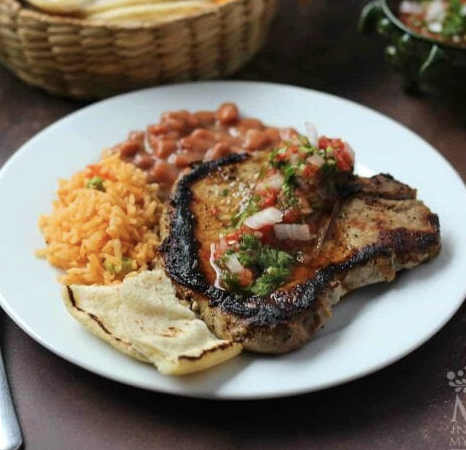 Delicious and Easy Seasoned Mexican Pork Chops