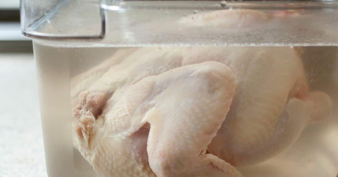 How long for chicken to thaw safely and effectively