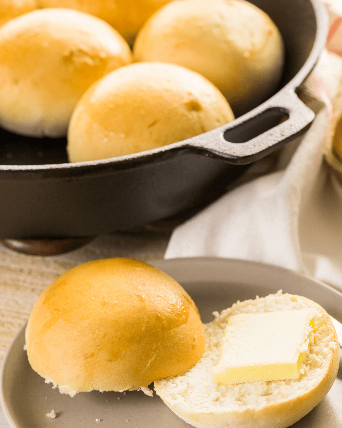 Easy no knead rolls in a cast iron pan.