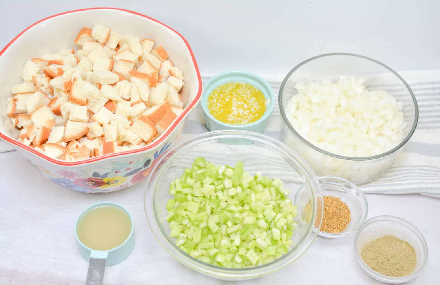 Bread crumbs, celery, onions and broth for the stuffing.