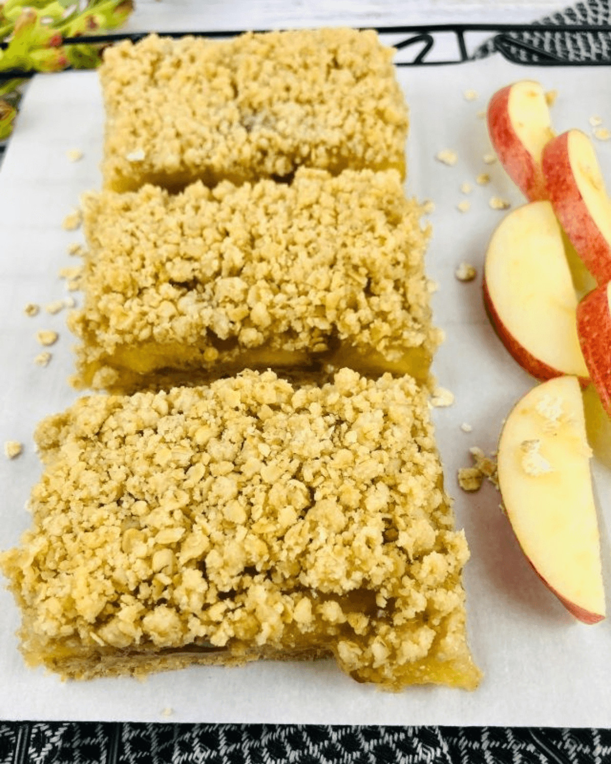 A tray of finished apple pie bars.