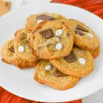 A side view of the plate of the smores cookies.