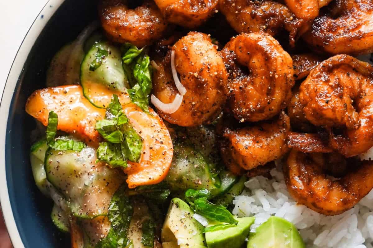 A delicious spicy shrimp salad with rice.