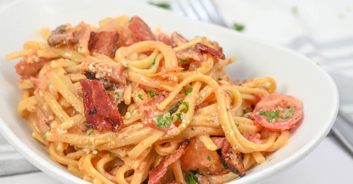 A close look at the creamy bacon pasta.
