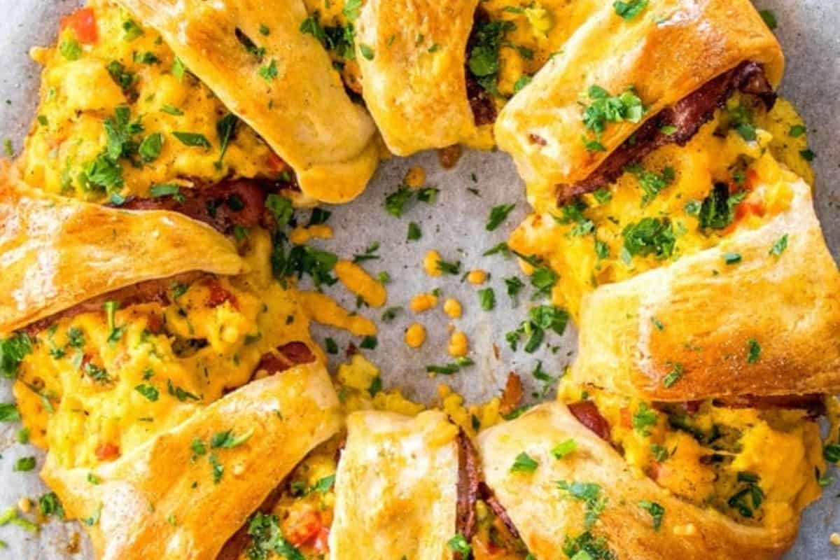 Crescent bacon breakfast ring on a table.